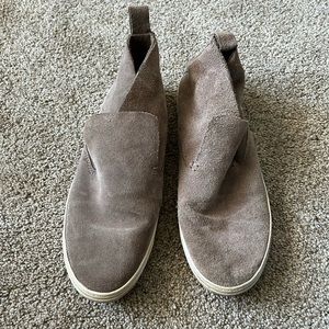 Dolce Vita gray suede well worn sneakers size 7.5